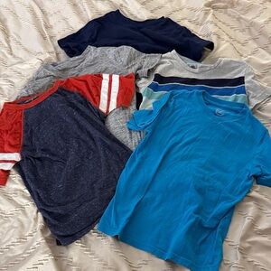 6/7 Boys Colorful T-Shirt Set